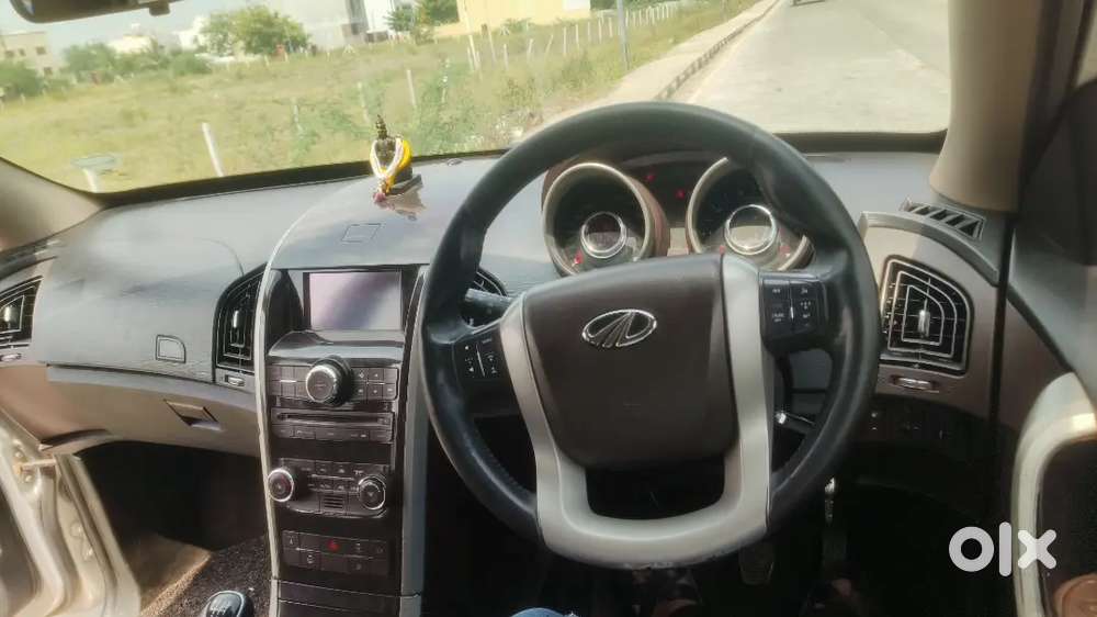 Mahindra Xuv500 W8 Diesel Manual 2012 | 3rd Owner | Solapur