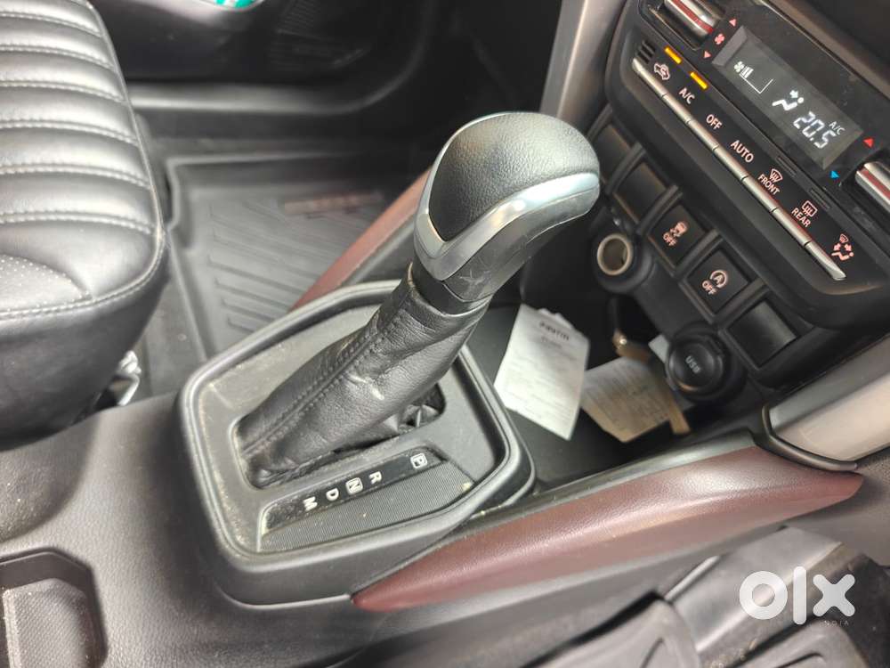 Maruti Suzuki Grand Vitara 1.5 Delta Smart Hybrid At, 2023, Petrol