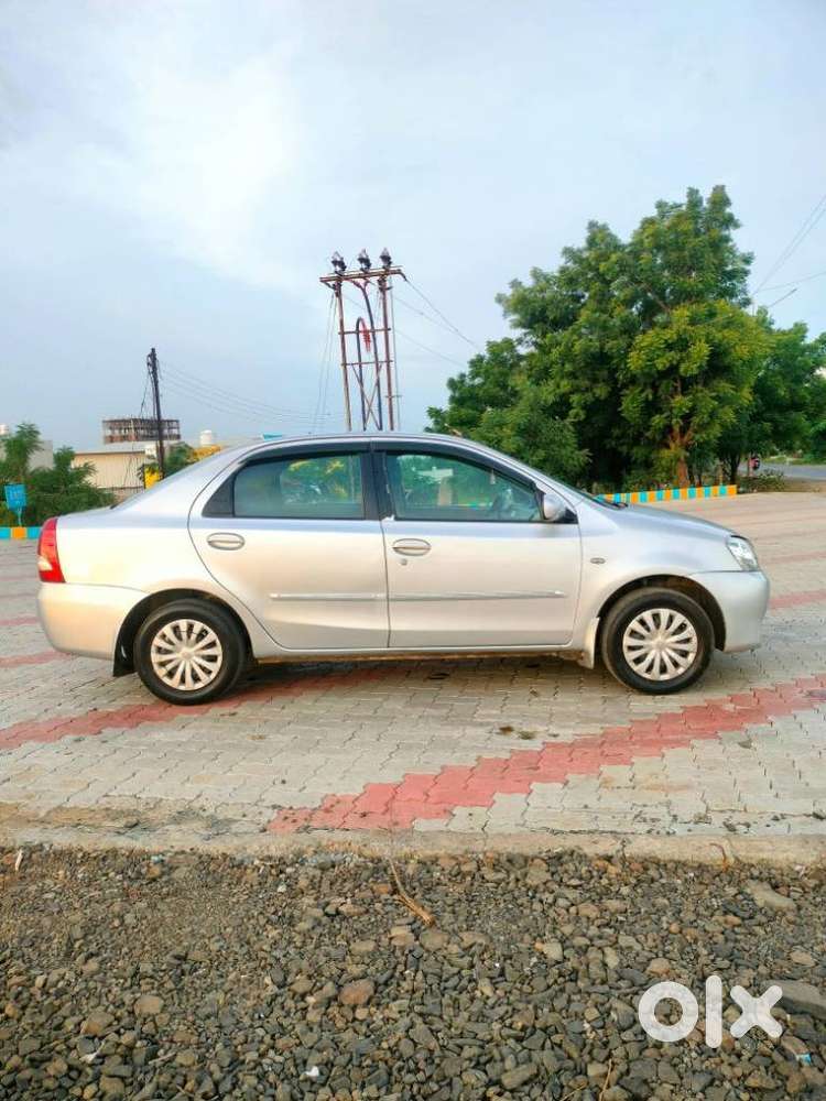 Toyota Etios G, 2011, Cng & Hybrids