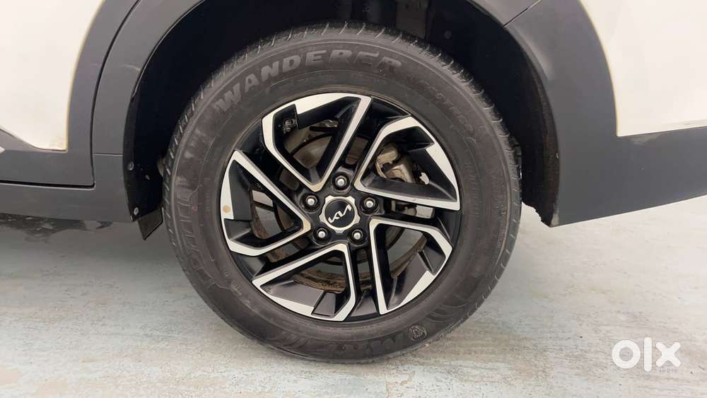 Kia Carens 1.5 Luxury Plus Diesel At 6 Str, 2022, Diesel