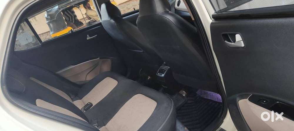 Hyundai Grand I10 Asta Automatic 1.2 Kappa Vtvt, 2016, Petrol