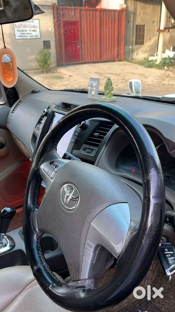 Toyota Fortuner 2013 Automatic  New Tyres  Premium Touchscreen