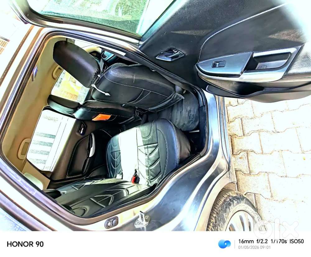 Extremely Carefully Driven Single Hand