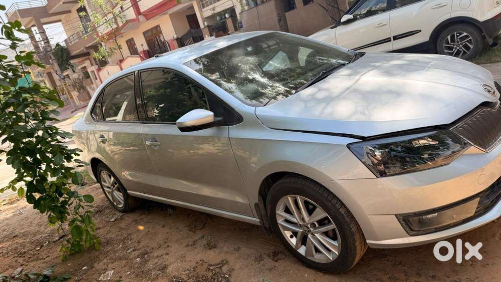 Single Handed Car Highway Average 25 Kmpl