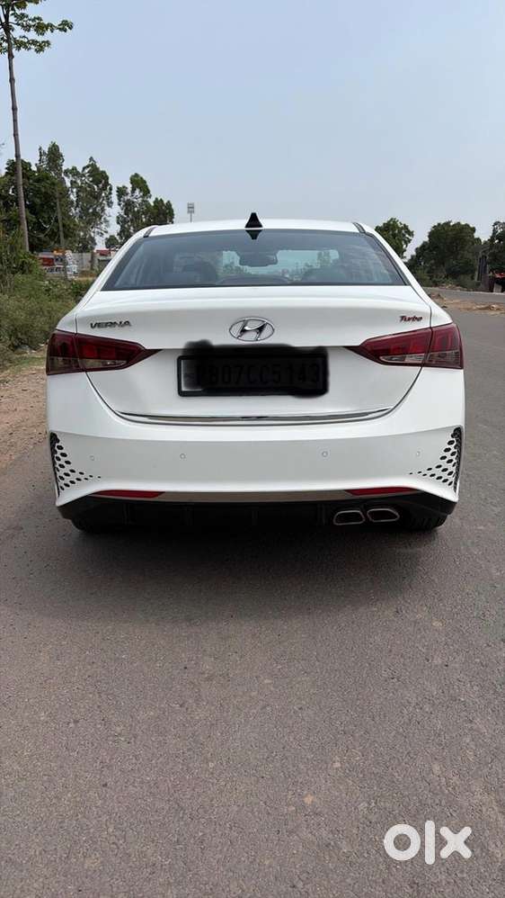 2022 Hyundai Verna Petrol