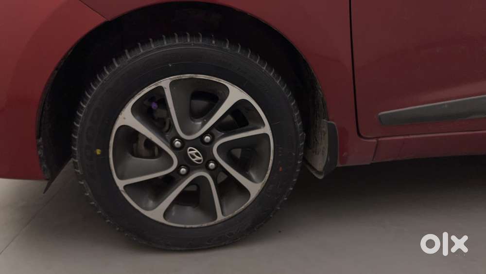 Hyundai Grand I10 [2017-2020] 1.2 Kappa Vtvt Sportz At, 2019, Petrol