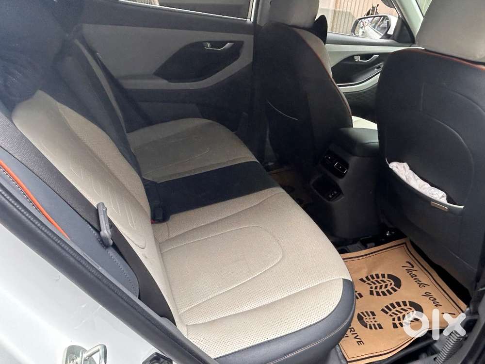 Hyundai Creta 2024 Model Vechile Age 1.5 Years