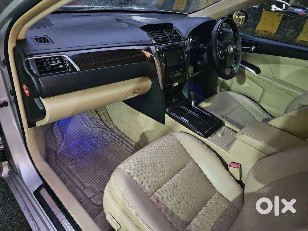 Toyota Camry Hybrid 2.5, 2016, Petrol