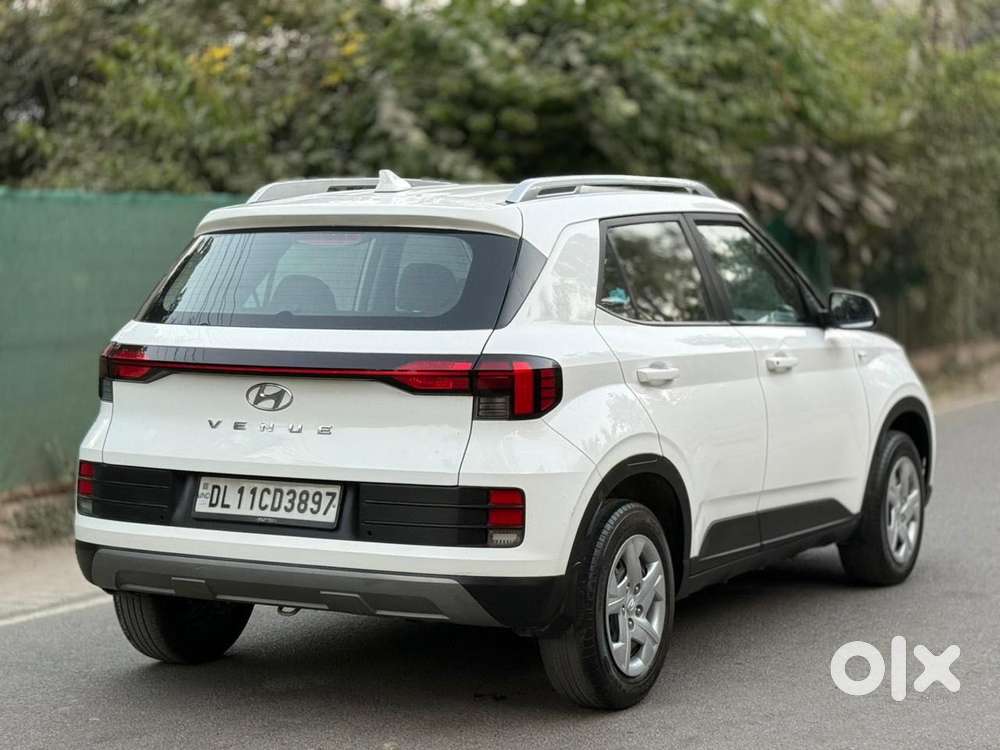 Hyundai Venue S 1.2 Petrol, 2022, Petrol