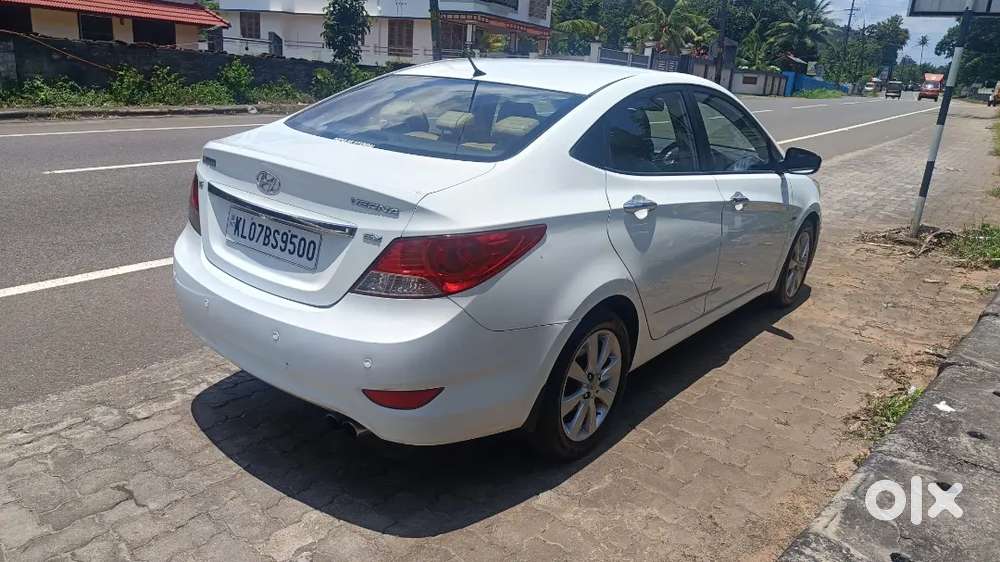 Hyundai Verna Diesel 2011 1.6 Automatic New Tax Company Service Fulop