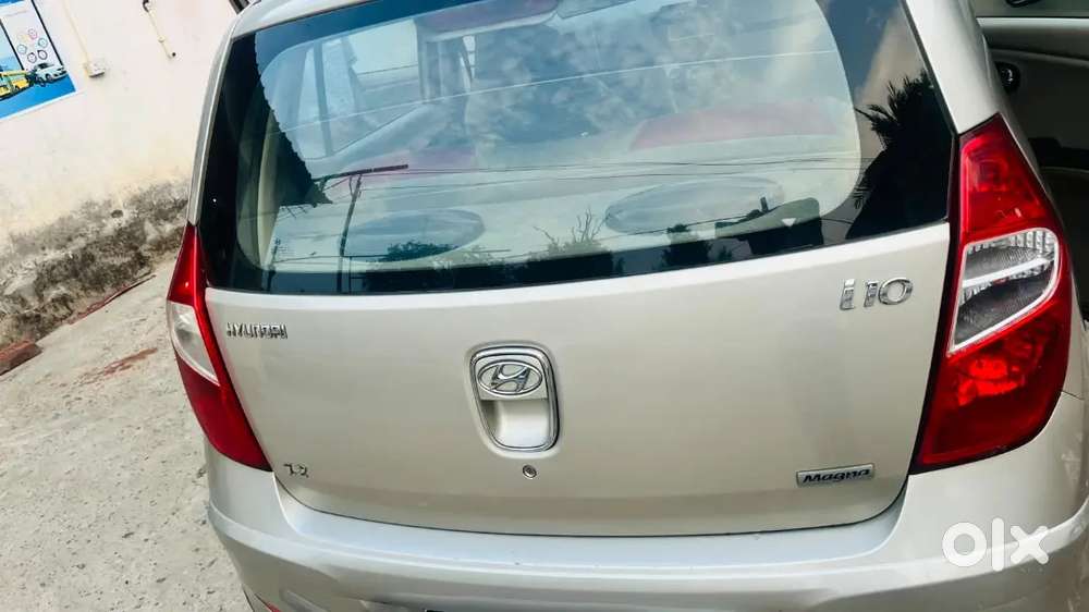Hyundai I10 Sportz 2012