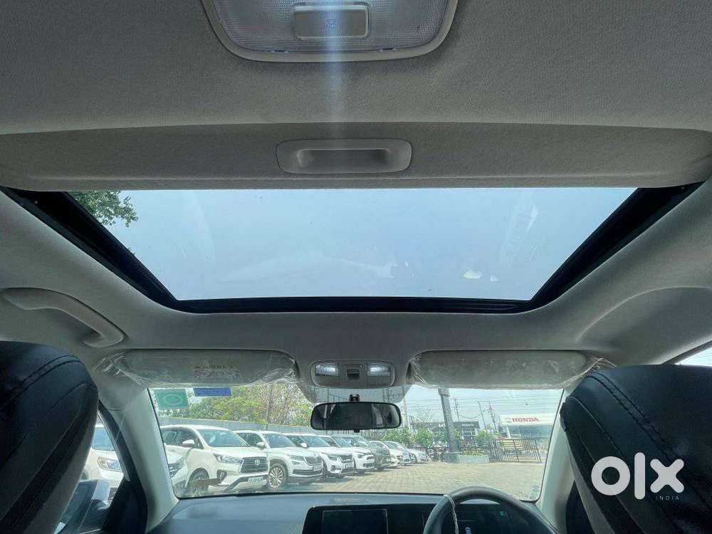 Hyundai Verna 1.5 Sx (o) Ivt, 2025, Petrol