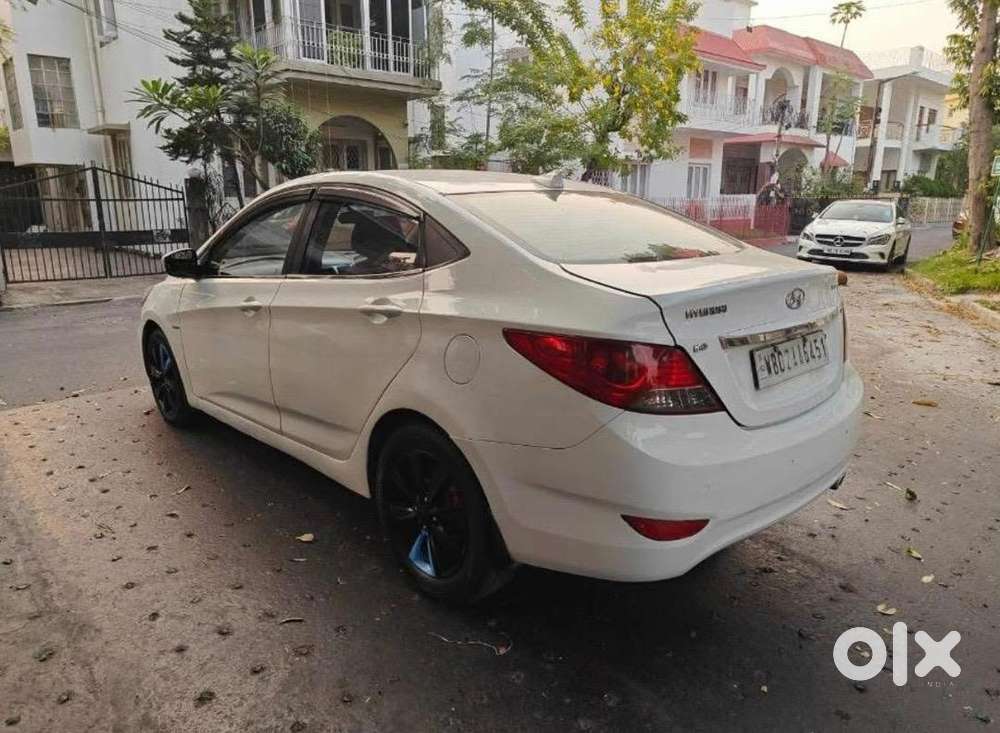 Hyundai Verna 2012 Diesel 75000 Km Driven