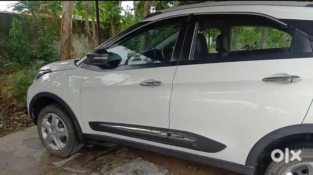 Tata Nexon Xm Revotron 2023