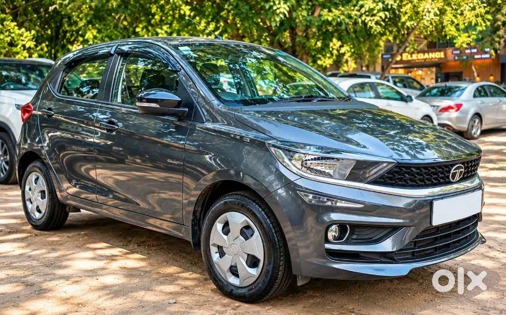 Tata Tiago 1.2 Revotron Xm, 2024, Petrol