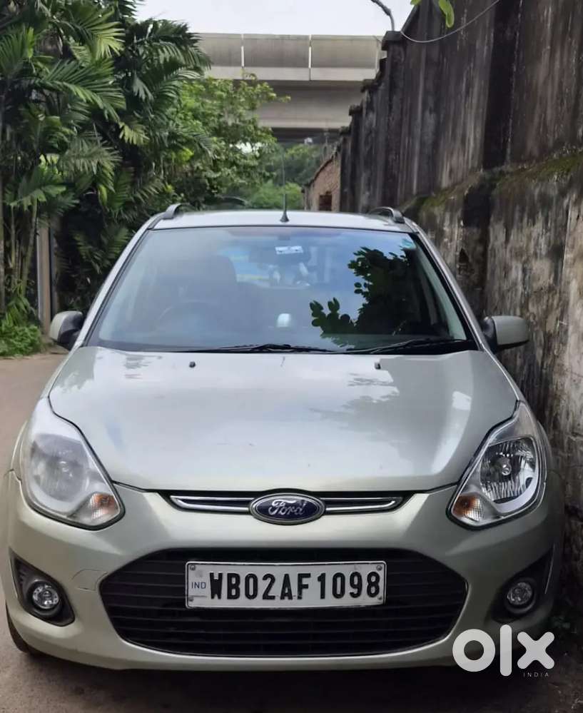Ford Figo Petrol Zxi 2014