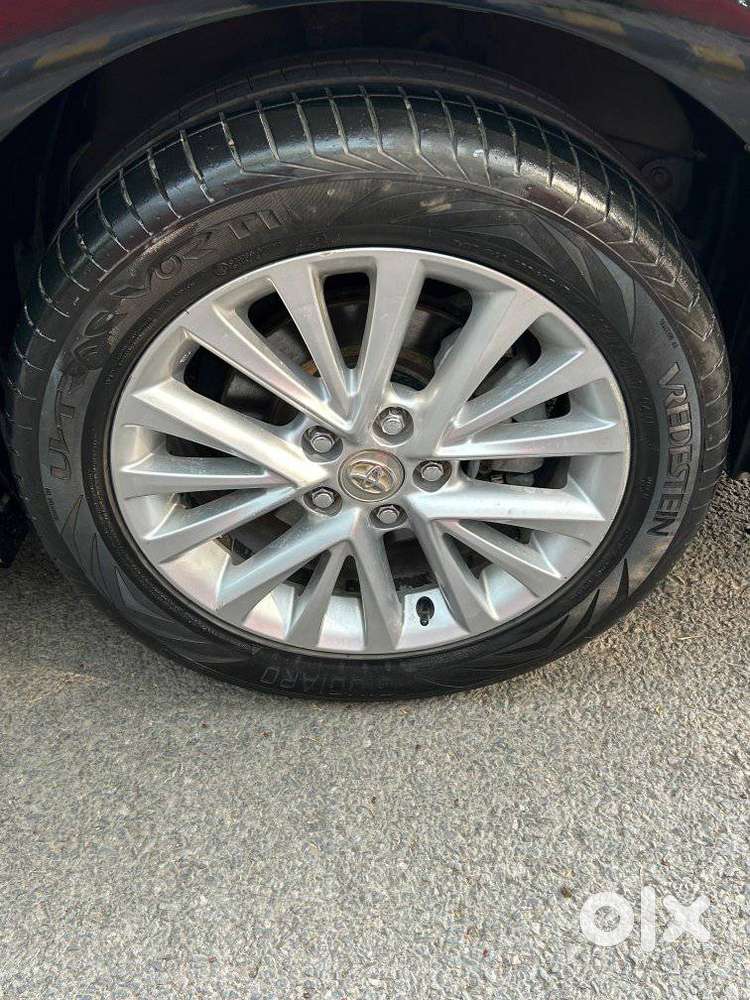 Toyota Camry Hybrid 2.5, 2016