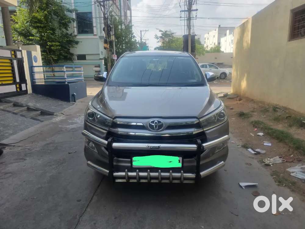 Toyota Innova Crysta 2016 Diesel 210000 Km Driven Show Room Trak  Ex