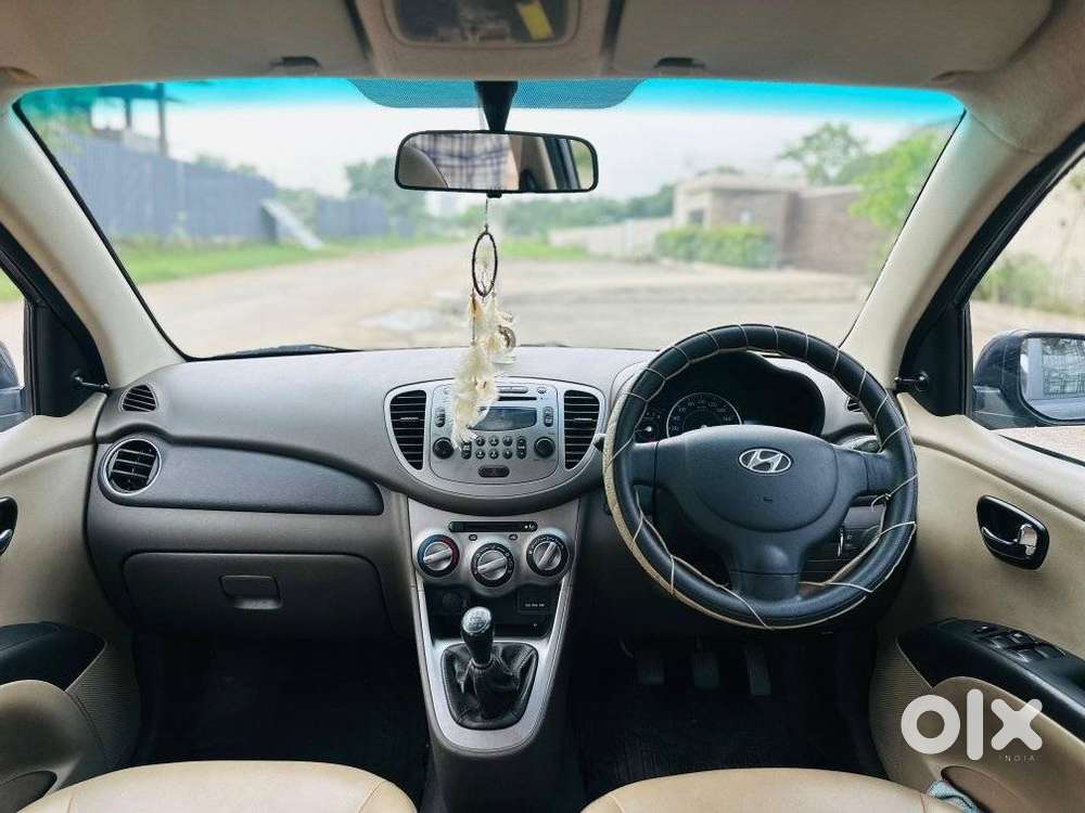 Hyundai I10 Sportz, 2014, Petrol