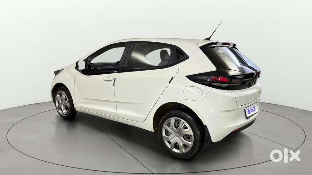 Tata Altroz Xm Plus Icng, 2024, Cng & Hybrids