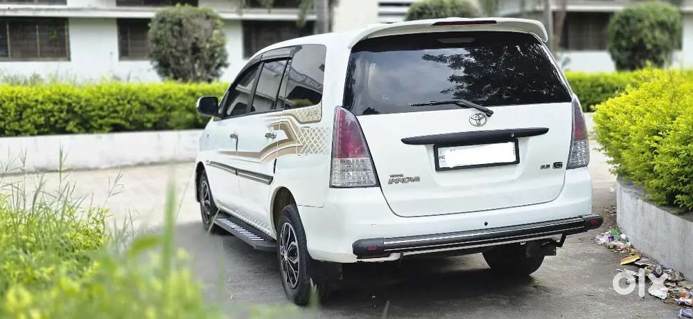 Toyota Innova Diesel 2012
