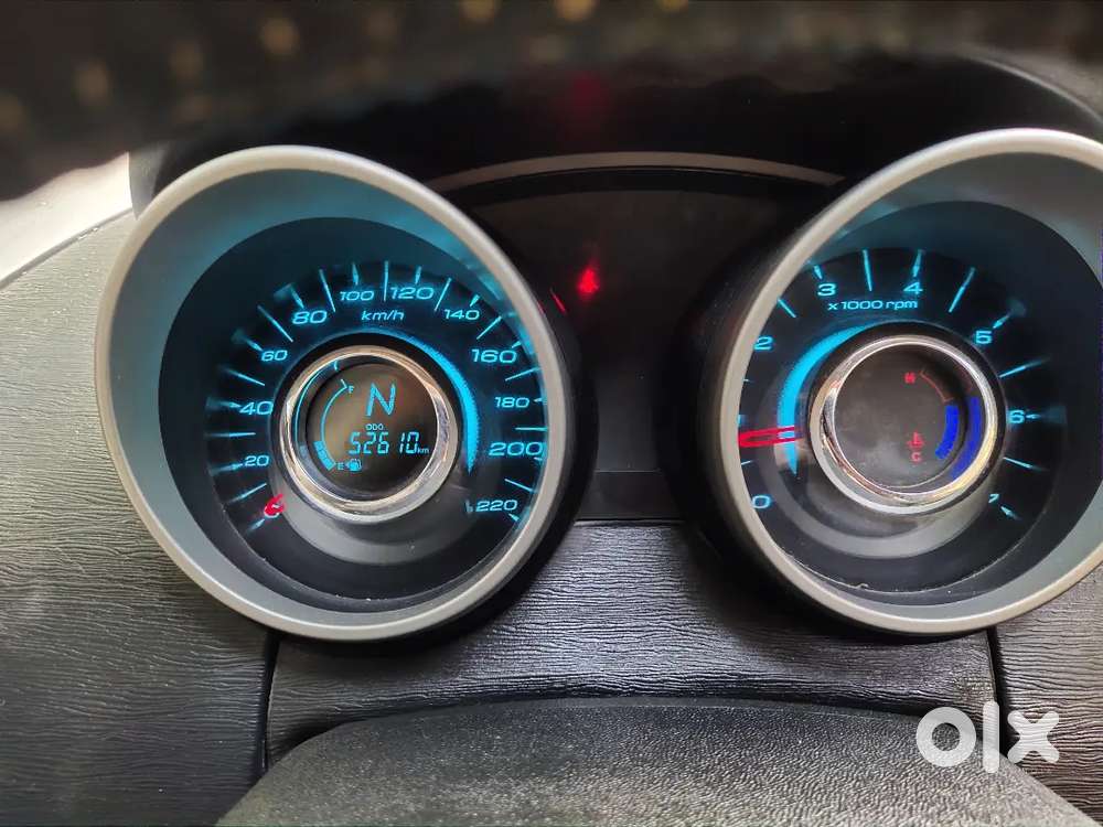 Mahindra Xuv500 2015 Diesel 52000 Km Driven