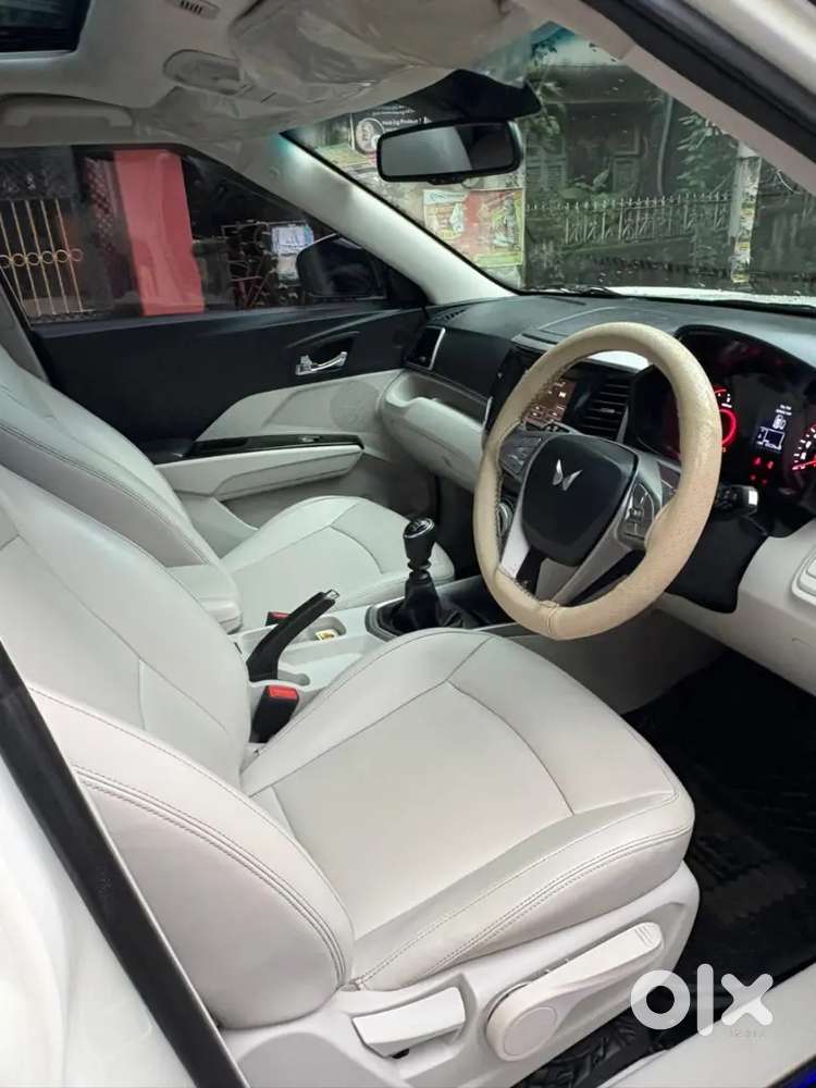 Mahindra Xuv300 W8(o) Diesel Bs-vi Car Of 2023