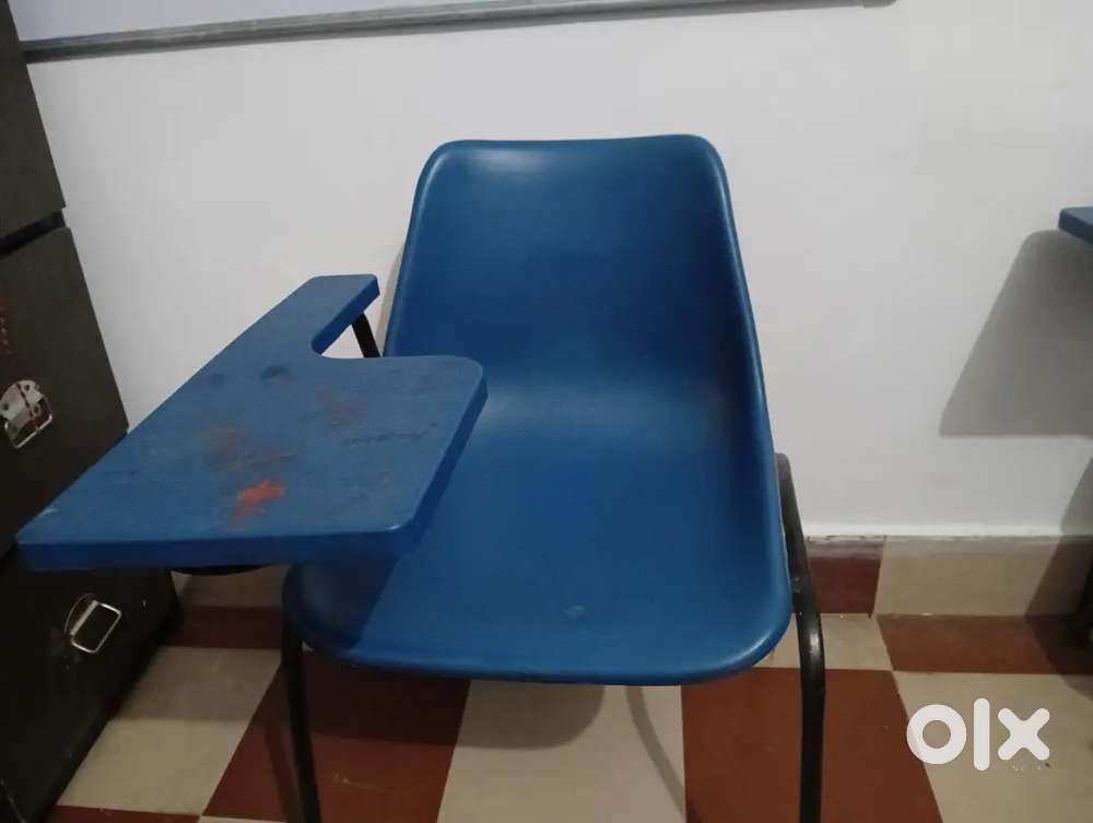 Coaching seat