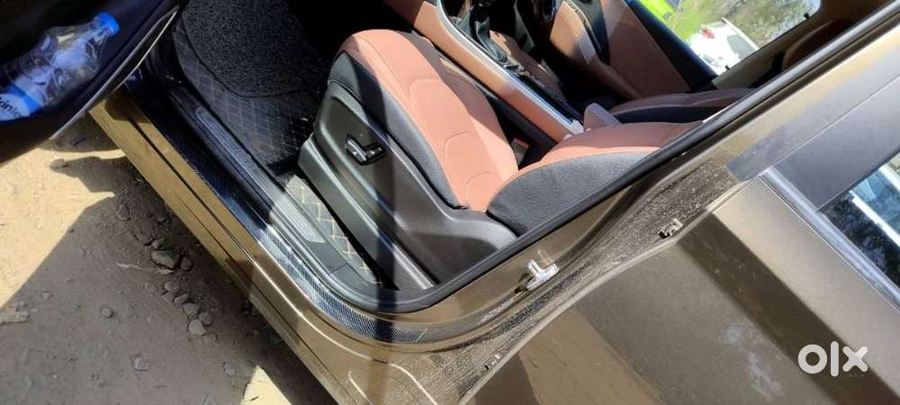 Mg Hector Plus Savvy 2023