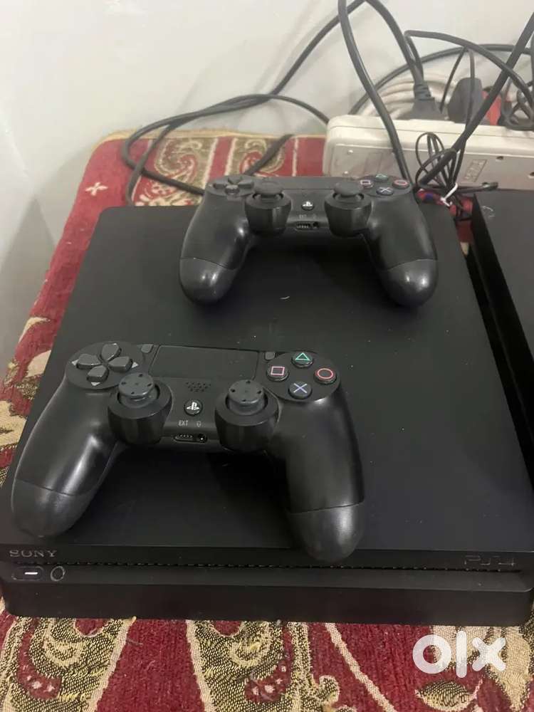 play station 4 - ps4 with Loaded Games for Rent