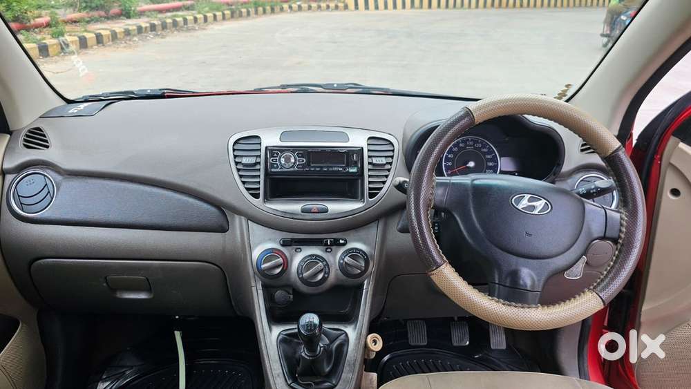 Hyundai I10 Sportz 2010 Petrol