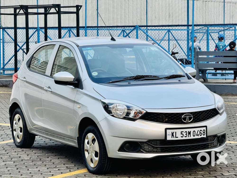 Tata Tiago 1.2 Revotron Xt (o), 2017, Petrol