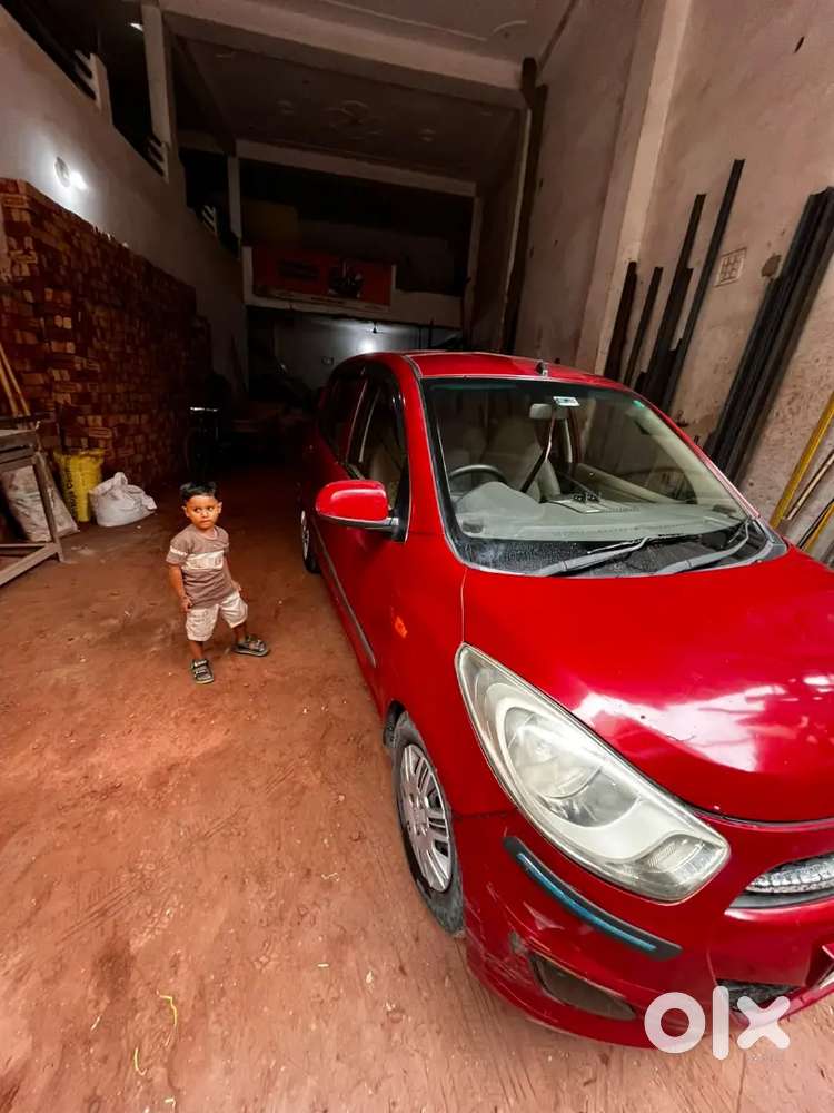 Hyundai I10 2012 Year Car.