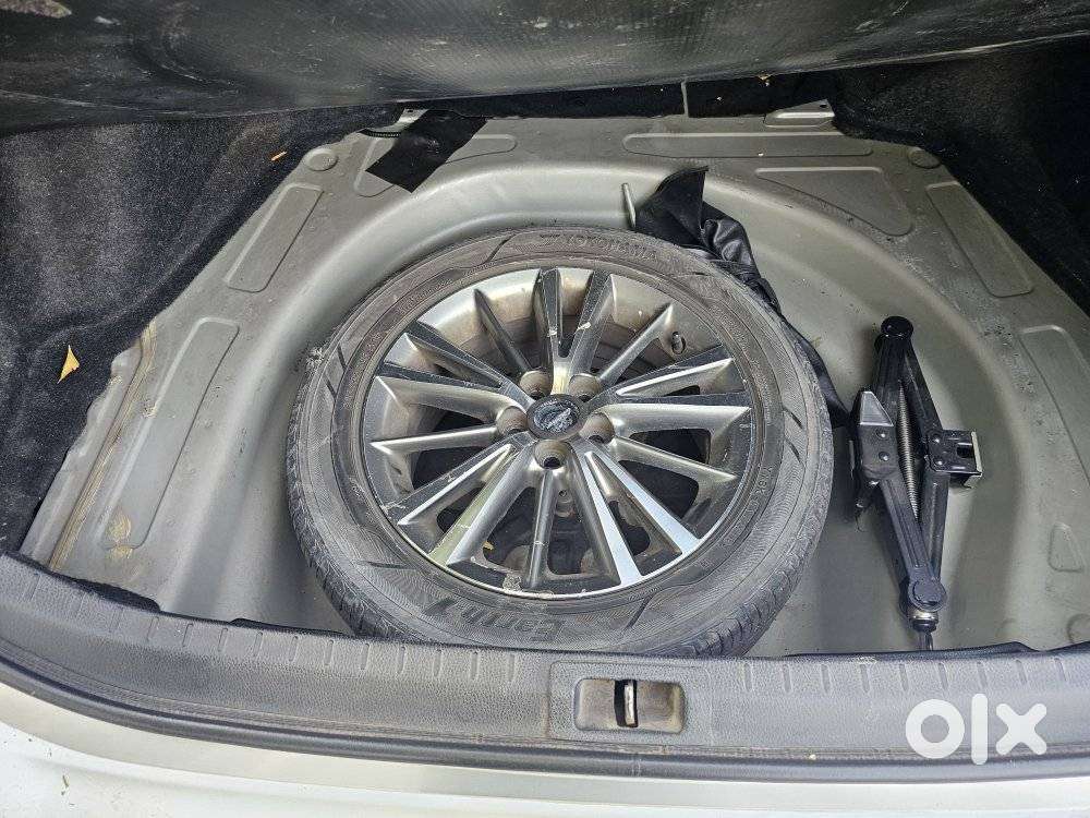 Toyota Corolla Altis Gl, 2014, Petrol