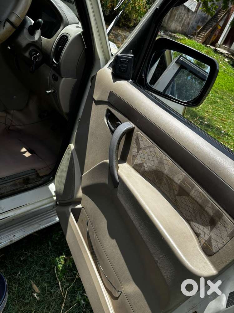 Mahindra Diesel Car 2012