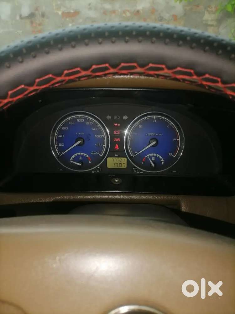 Tata Safari 4x2 2013