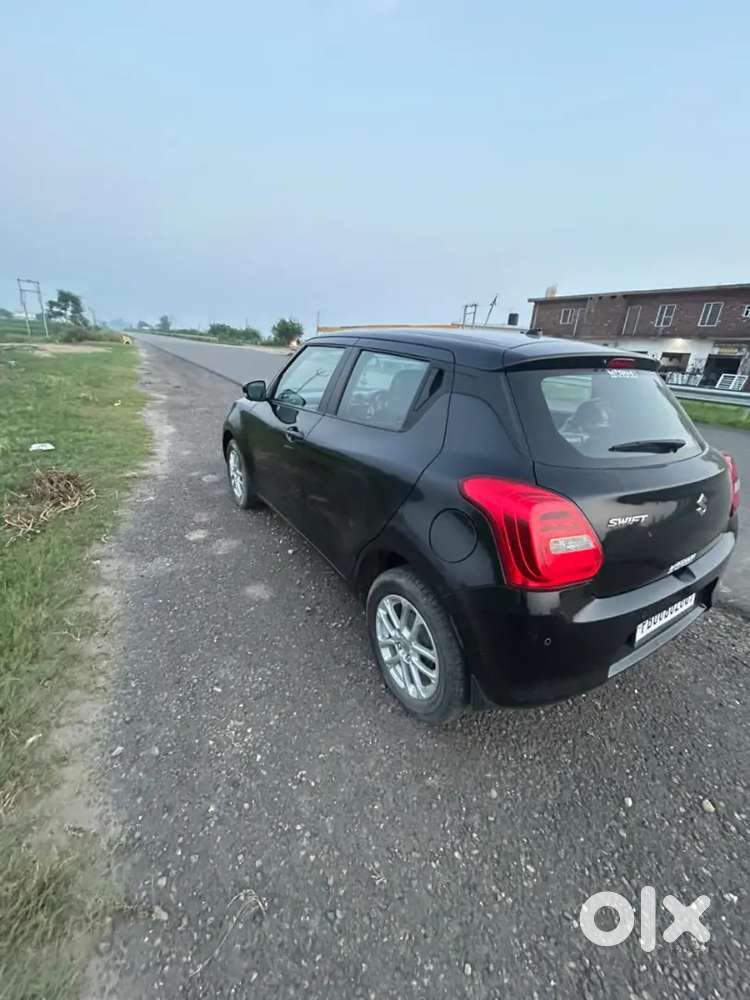 Maruti Suzuki Swift Zxi Manual Petrol 24 Alloy Wheels