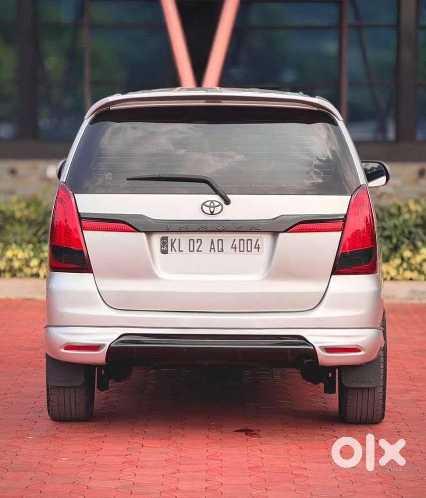 Toyota Innova 2.5 Vx 7 Str Bs-iii, 2013, Diesel