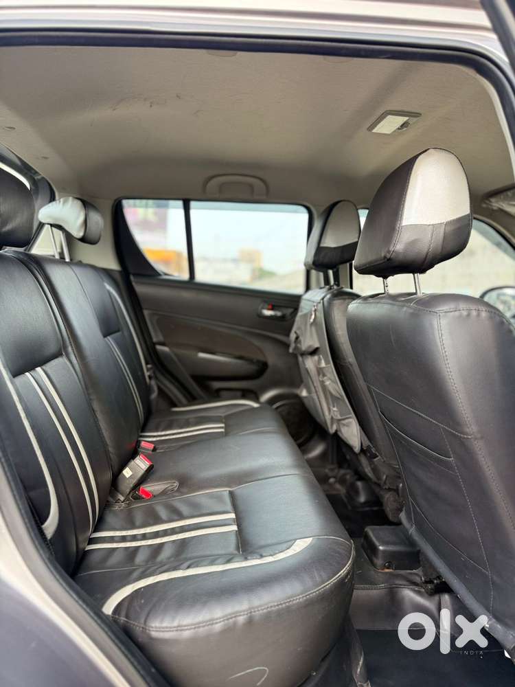 Maruti Suzuki Swift Vxi + Manual, 2016, Petrol