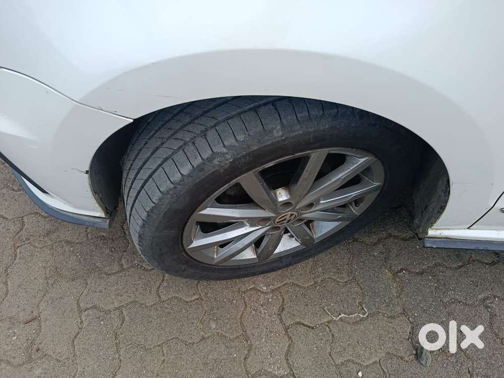 Volkswagen Vento 1.0 Highline Plus At, 2022, Petrol