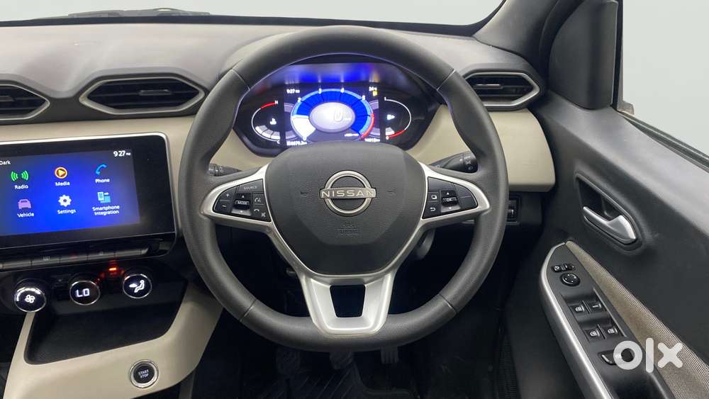 Nissan Magnite 1.0 Xv, 2023, Petrol