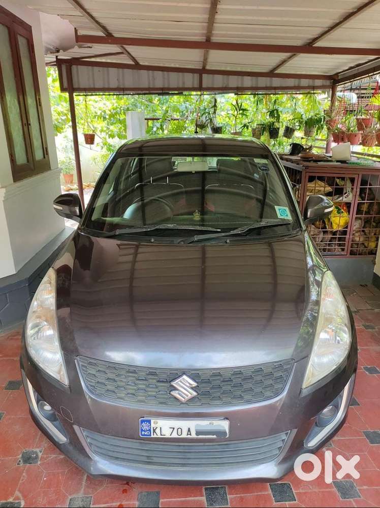Maruti Suzuki Swift Vxi &ndash; 2015  Granite Grey  57,000 Km