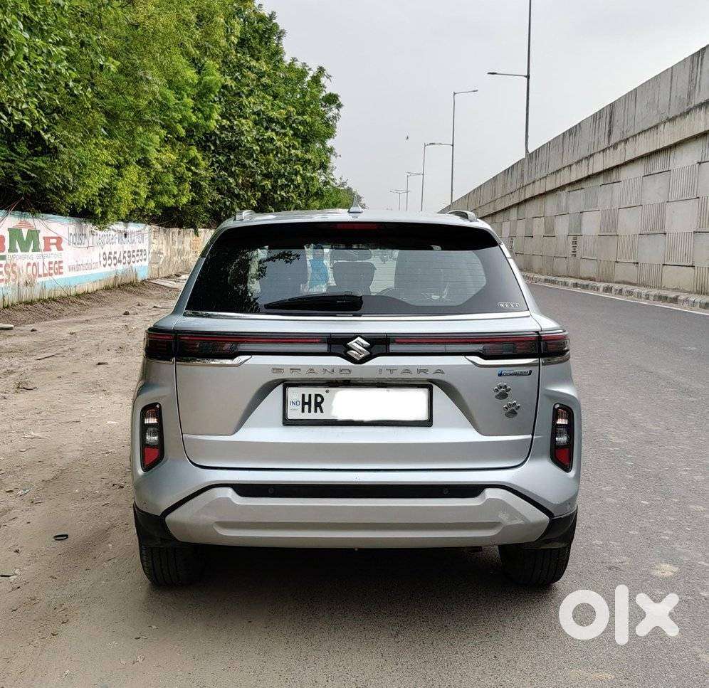 Maruti Suzuki Grand Vitara 1.5 Alpha Smart Hybrid, 2023, Petrol