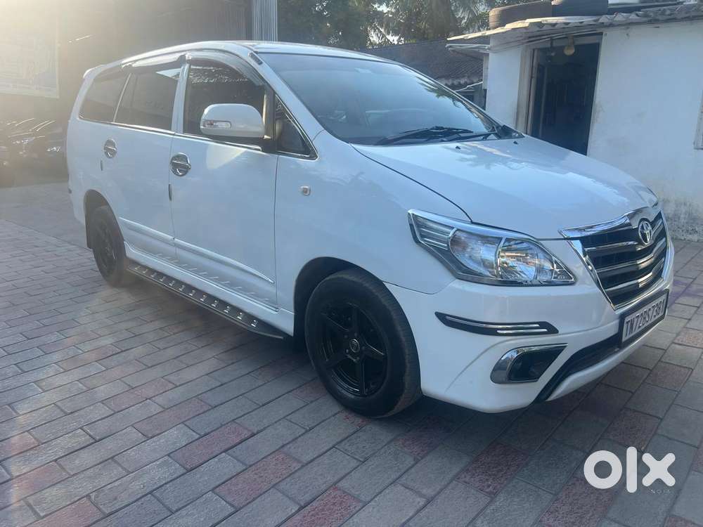 Toyota Innova 2.5 G (diesel) 8 Seater, 2015, Diesel