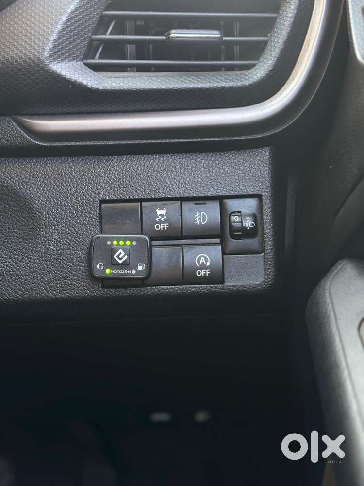 Maruti Suzuki Brezza 1.5 Vxi Cng, 2023, Cng & Hybrids