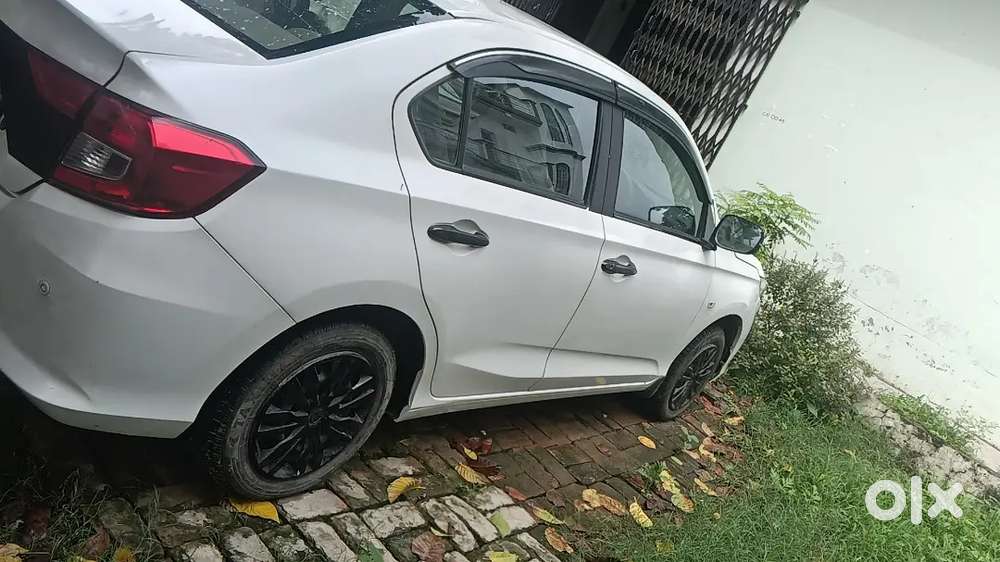 Honda Amaze 1.5 I Dtec 2021 4 Tyre New, No Single Scratch, Personal