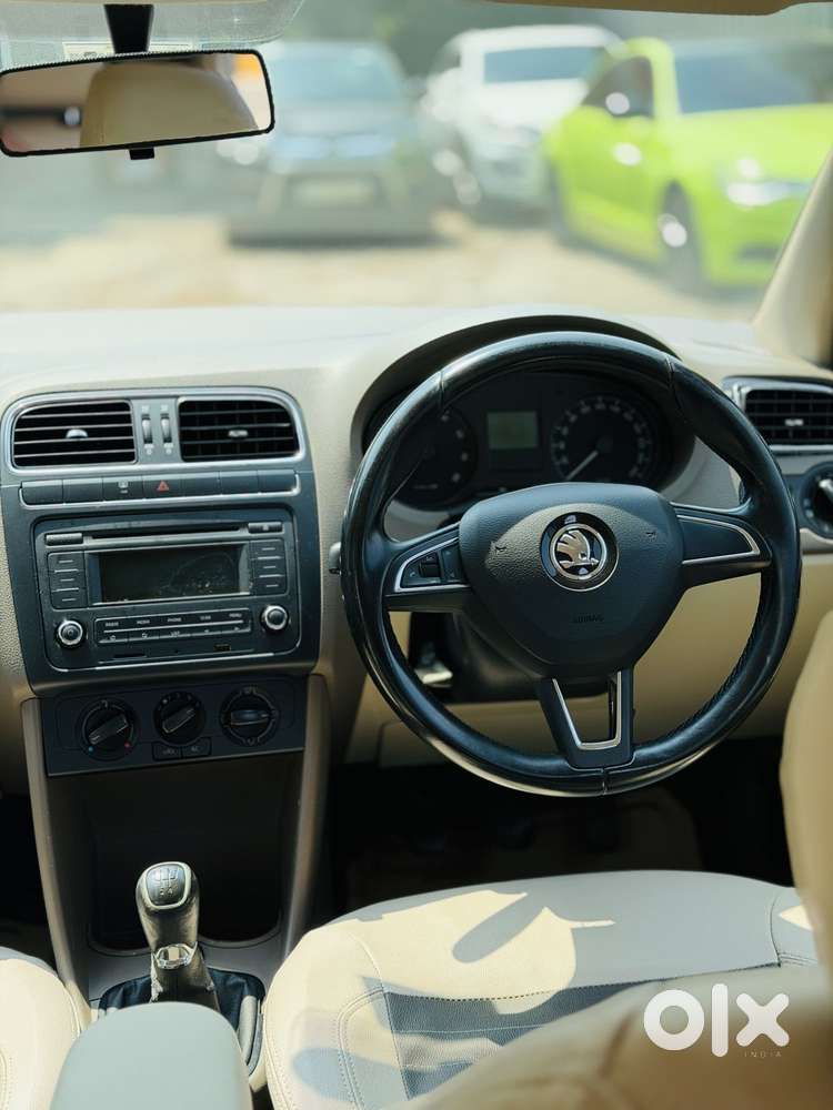 Skoda Rapid 1.6 Mpi Ambition Plus, 2014, Petrol