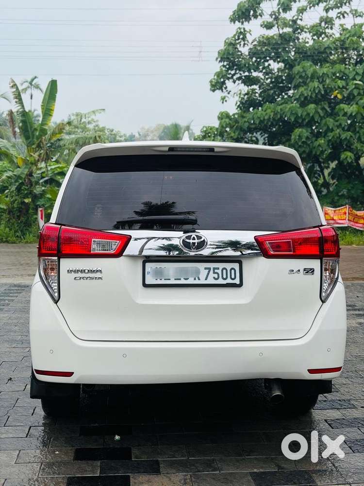 Toyota Innova Crysta 2.4 V 7 Str, 2020, Diesel