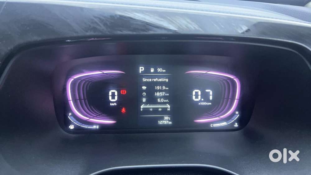 Kia Carens 1.4 Luxury Plus Dct 7 Str, 2022, Petrol