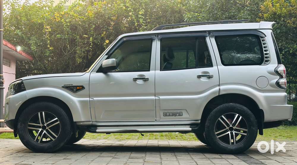 Mahindra Scorpio S4, 2017, Diesel